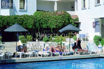 Atrium Hotel 2